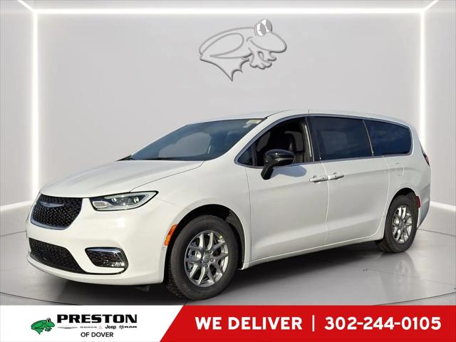 2026 Chrysler Pacifica Select for sale in Dover, DE