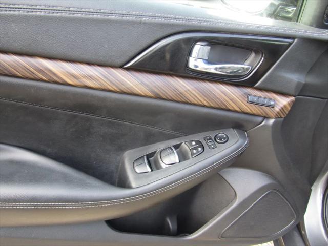 2017 Nissan Maxima 3.5 Platinum