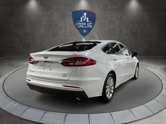 2020 Ford Fusion SE