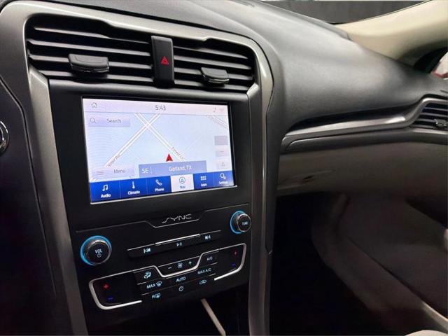 2020 Ford Fusion SE