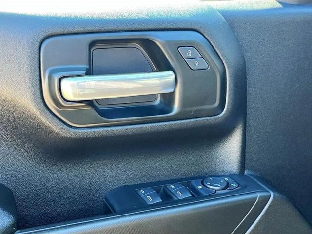 2025 Chevrolet Silverado 1500 4WD Crew Cab Short Bed Custom Trail Boss