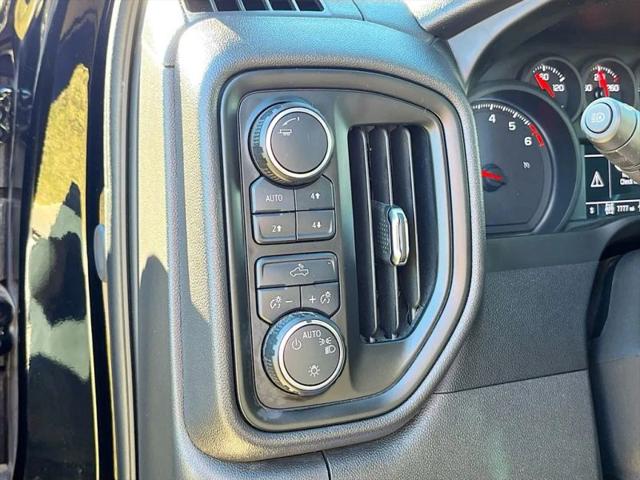 2025 Chevrolet Silverado 1500 4WD Crew Cab Short Bed Custom Trail Boss