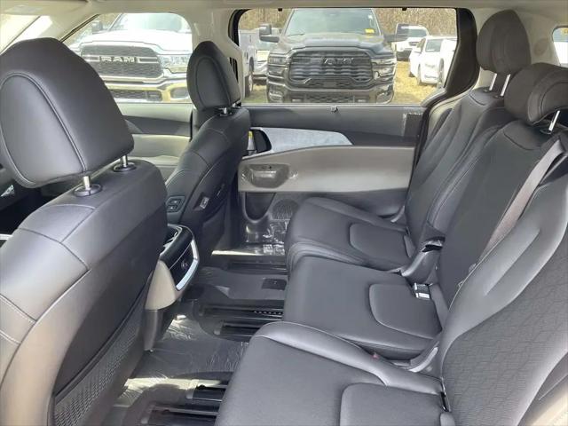 2026 Kia Carnival MPV EX