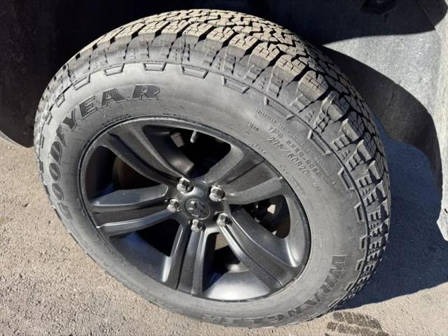 2022 Ram 1500 Classic Warlock Crew Cab 4x4 5'7" Box