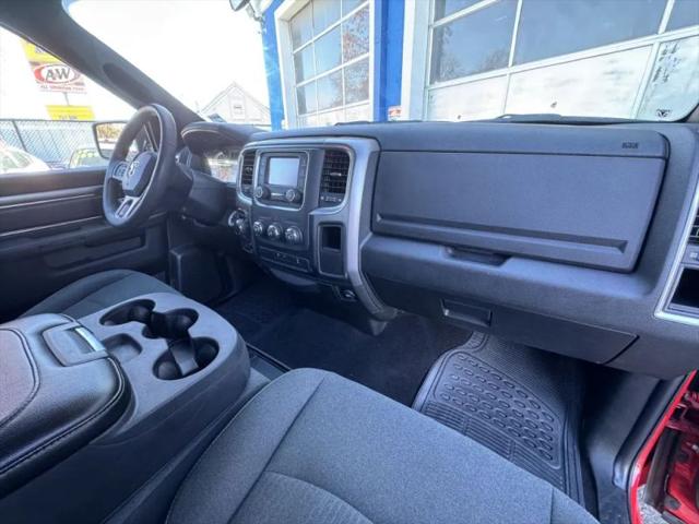2022 Ram 1500 Classic Warlock Crew Cab 4x4 5'7" Box