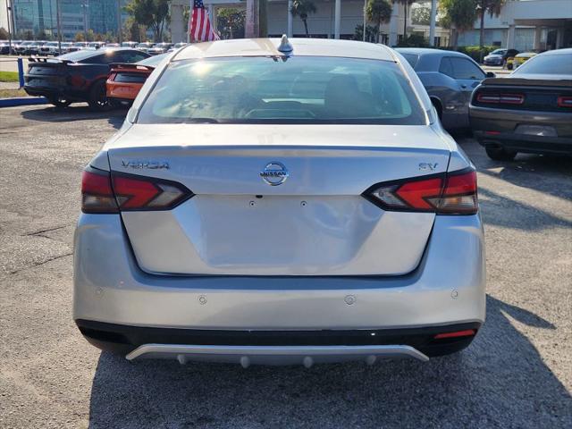 2021 Nissan Versa SV Xtronic CVT
