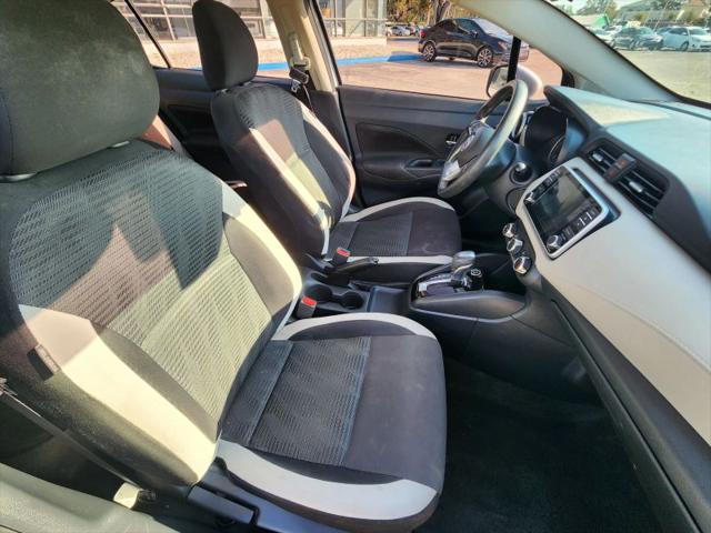 2021 Nissan Versa SV Xtronic CVT
