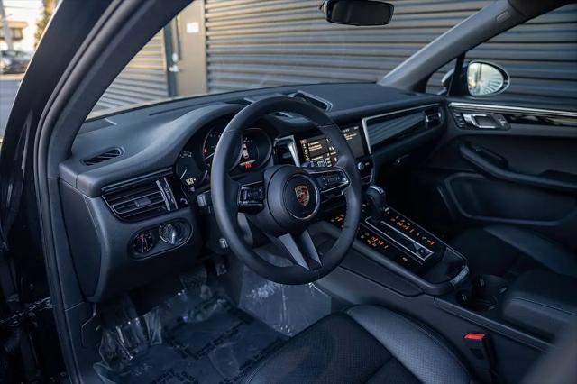 2025 Porsche Macan Macan