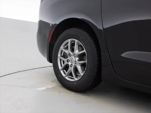 2021 Chrysler Pacifica Touring