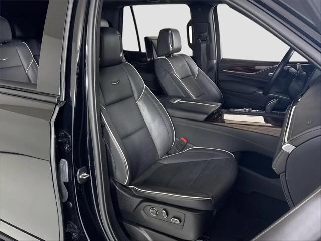 2023 Cadillac Escalade 4WD Premium Luxury