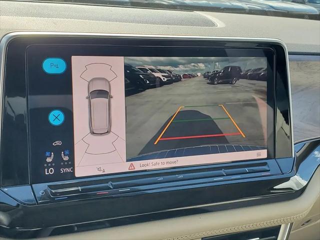 2026 Volkswagen Atlas SE with Technology