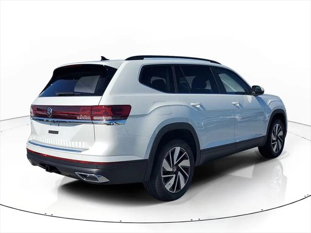 2026 Volkswagen Atlas SE with Technology