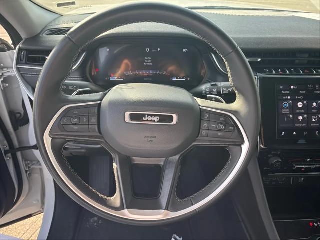 2023 Jeep Grand Cherokee L Laredo 4x2