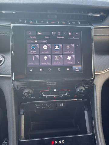 2023 Jeep Grand Cherokee L Laredo 4x2
