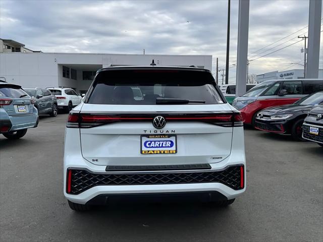 2026 Volkswagen Tiguan SE R-Line Black