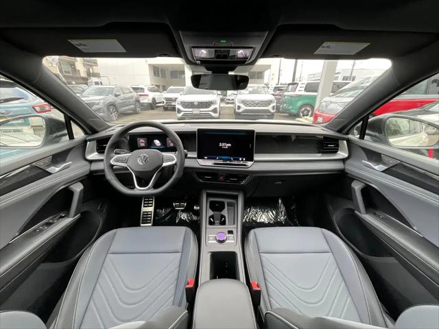 2026 Volkswagen Tiguan SE R-Line Black