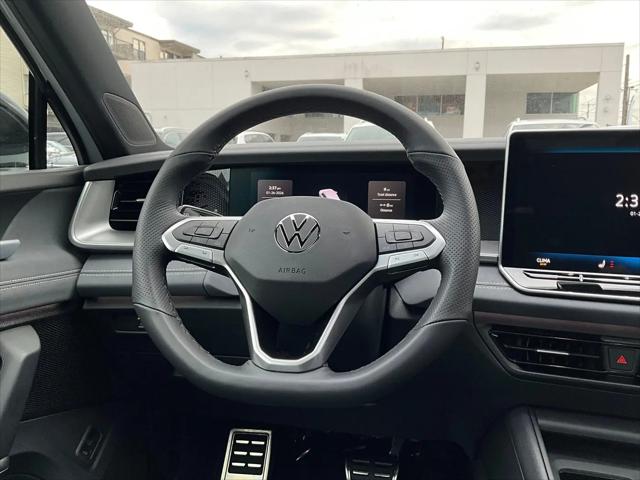 2026 Volkswagen Tiguan SE R-Line Black