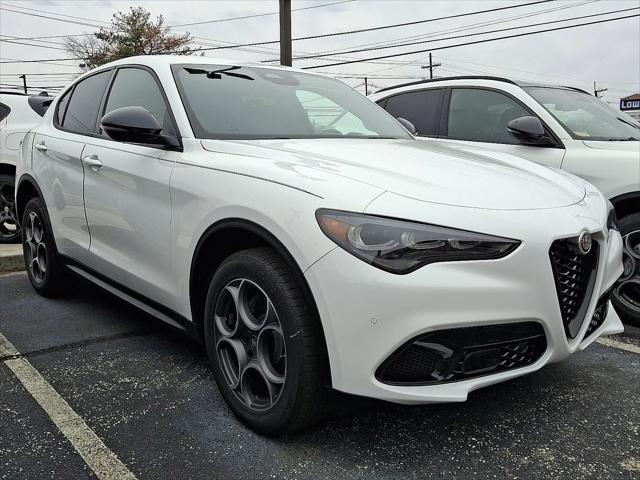 2025 Alfa Romeo Stelvio Sprint AWD
