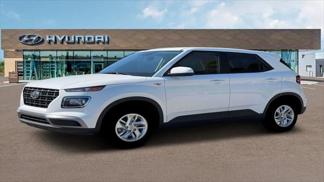 2026 Hyundai Venue SE