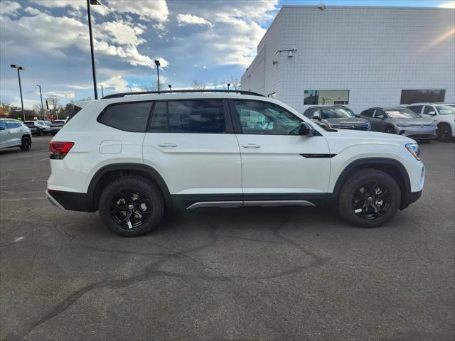 2026 Volkswagen Atlas Peak Edition