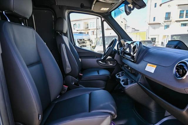2026 Mercedes-Benz Sprinter 2500 Standard Roof 4-Cyl Diesel HO