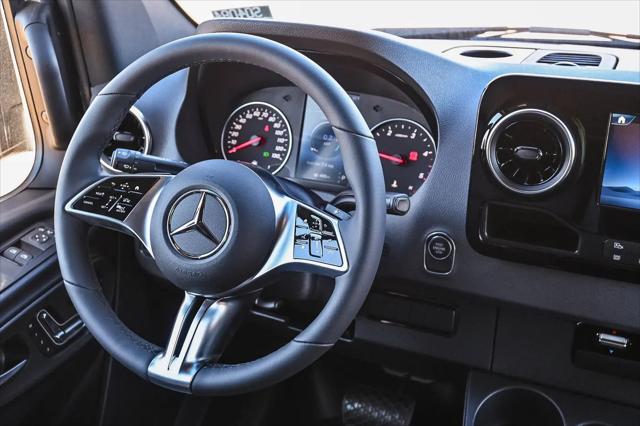 2026 Mercedes-Benz Sprinter 2500 Standard Roof 4-Cyl Diesel HO