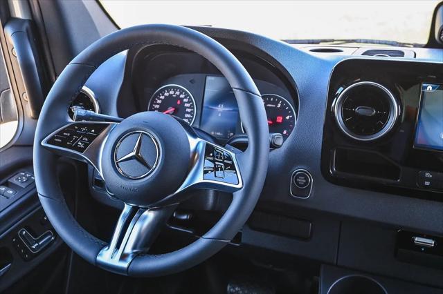 2026 Mercedes-Benz Sprinter 2500 Standard Roof 4-Cyl Diesel HO
