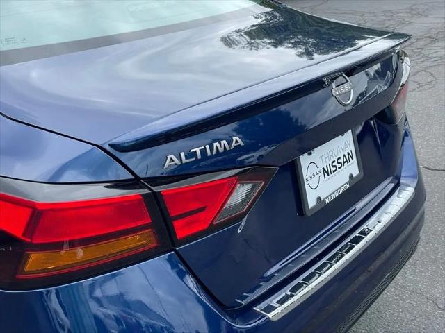 2023 Nissan Altima SR FWD