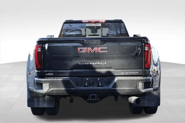 2025 GMC Sierra 3500HD Denali