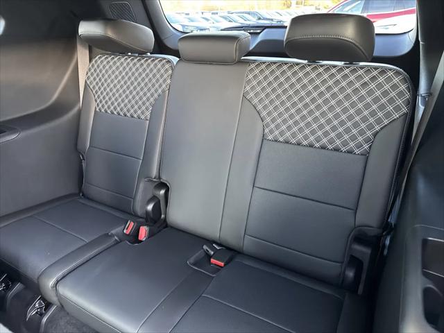 2026 GMC Acadia Denali FWD