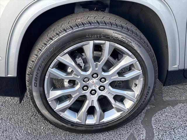 2026 GMC Acadia Denali FWD