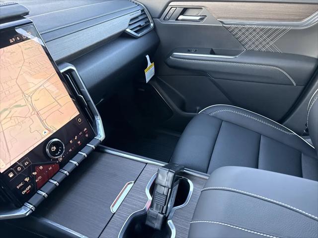 2026 GMC Acadia Denali FWD