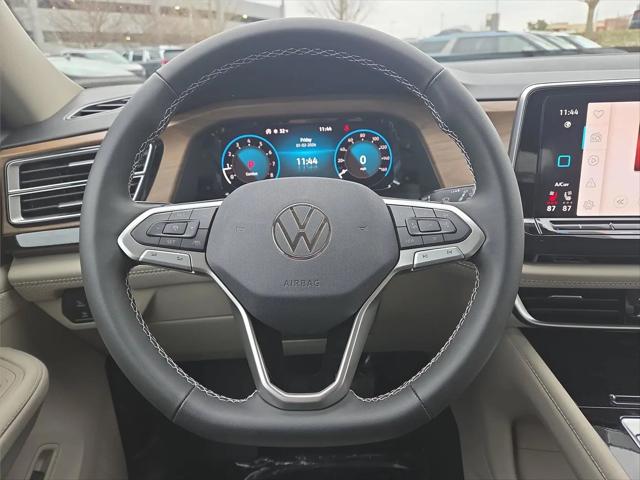 2026 Volkswagen Atlas SE with Technology