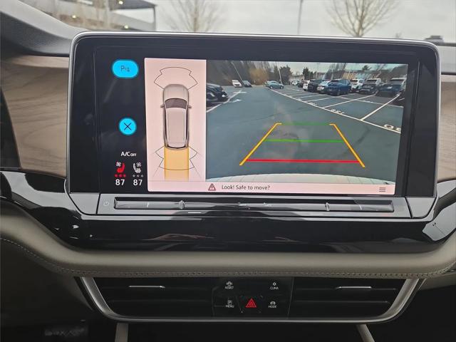 2026 Volkswagen Atlas SE with Technology