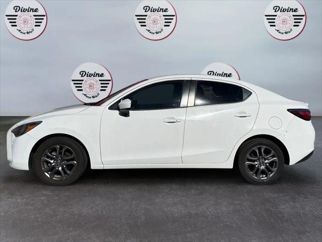 2019 Toyota Yaris L