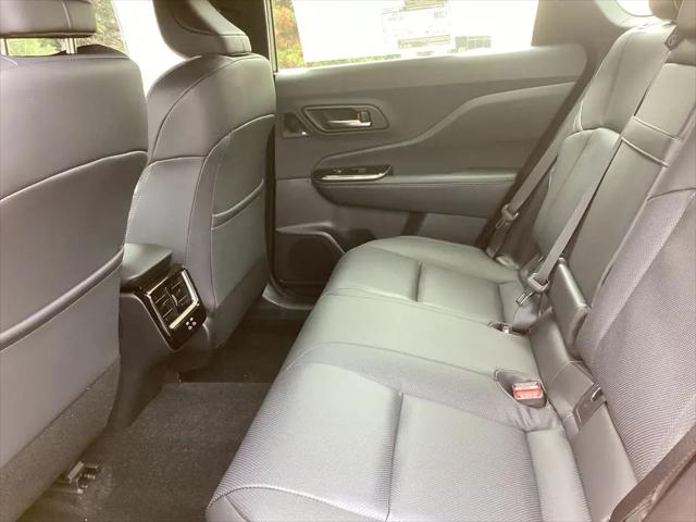 2025 Toyota Crown Signia Limited