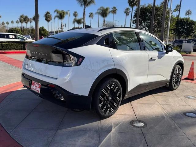 2026 Nissan LEAF PLATINUM+