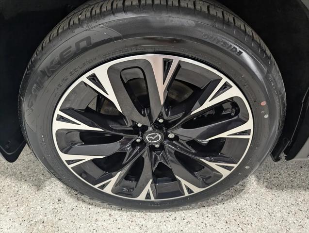 2025 Mazda X-90 Premium Plus Package