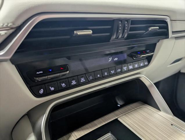 2025 Mazda X-90 Premium Plus Package