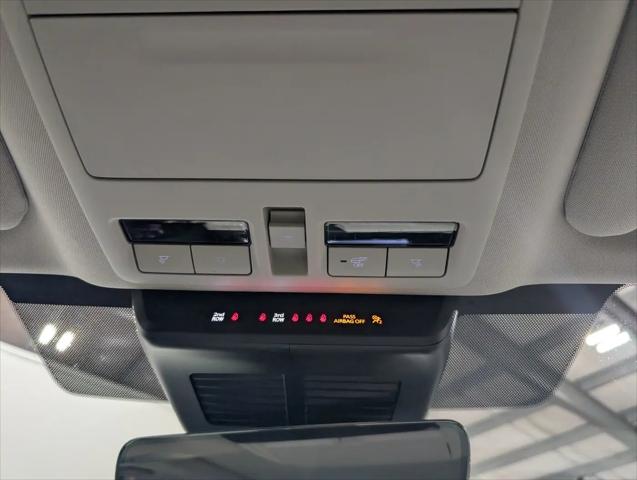 2025 Mazda X-90 Premium Plus Package