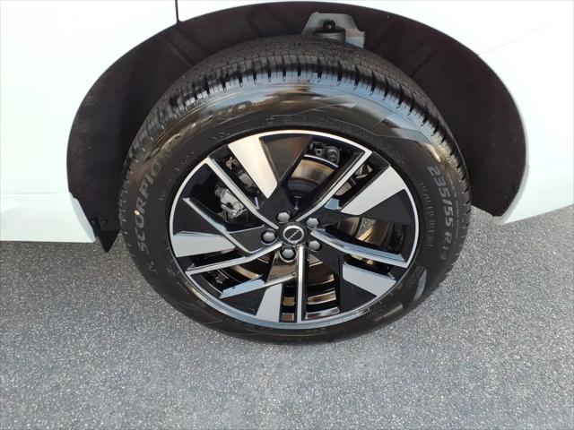2026 Volvo XC60 B5 Core
