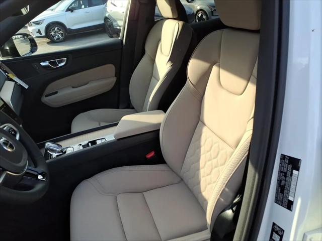 2026 Volvo XC60 B5 Core