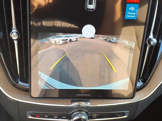 2026 Volvo XC60 B5 Core