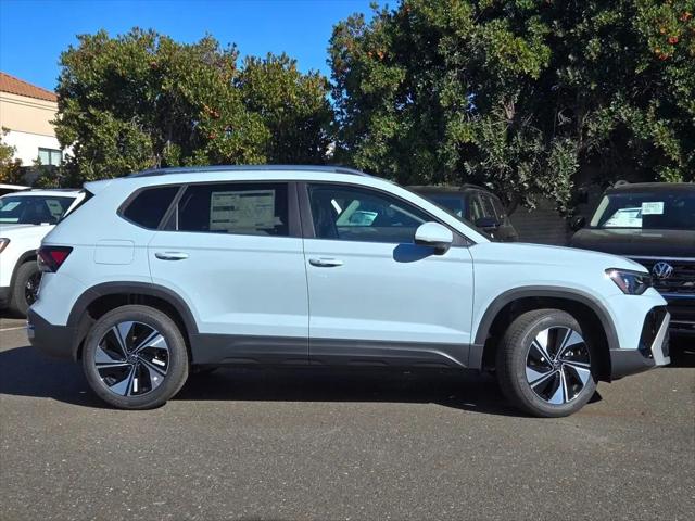 2026 Volkswagen Taos SE