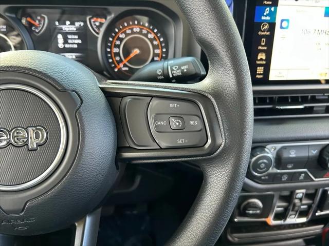 2026 Jeep Gladiator Sport