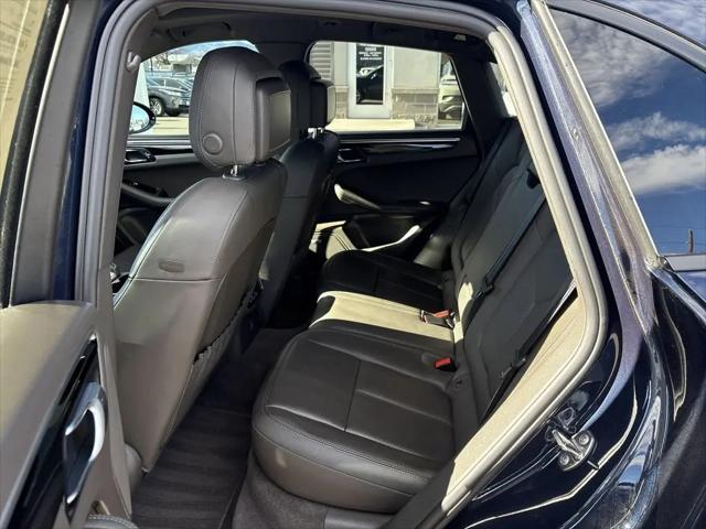 2020 Porsche Macan Macan