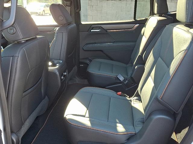 2026 GMC Acadia AT4 AWD