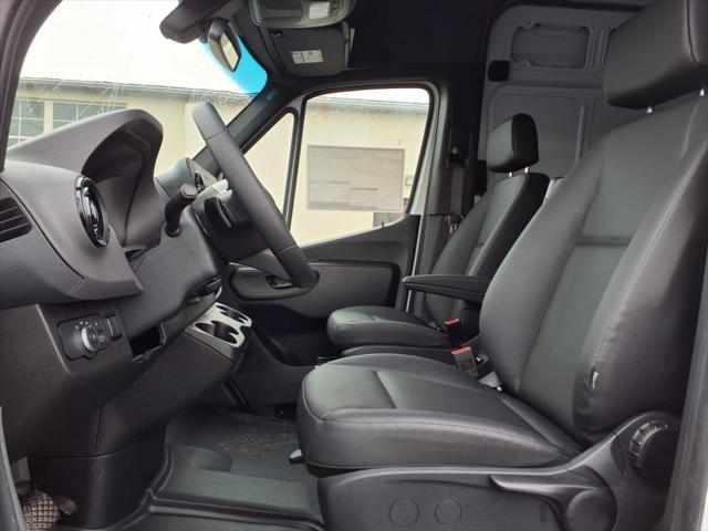 2025 Mercedes-Benz Sprinter 2500 Standard Roof 4-Cyl Diesel