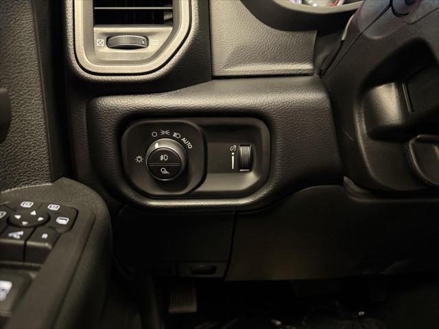 2026 Ram 2500 Black Express Crew Cab 4x4 64 Box