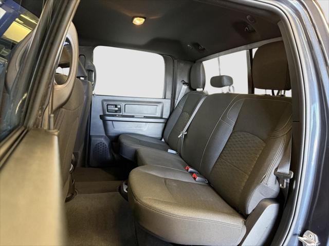 2026 Ram 2500 Black Express Crew Cab 4x4 64 Box